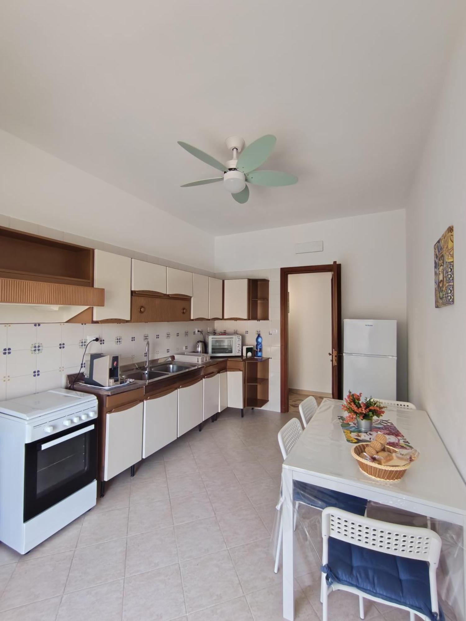 Casa Medi Apartment เชฟาลู ภายนอก รูปภาพ