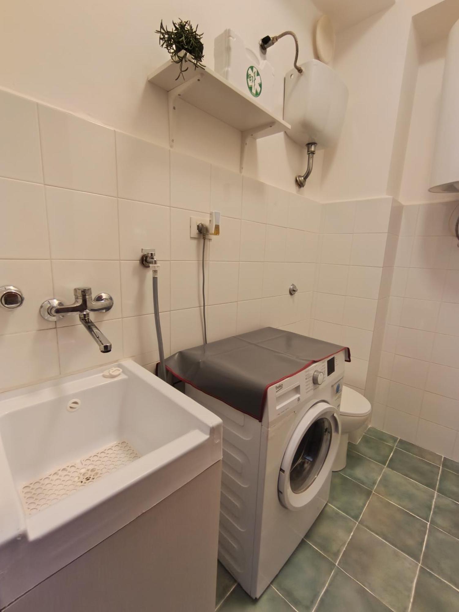 Casa Medi Apartment เชฟาลู ภายนอก รูปภาพ